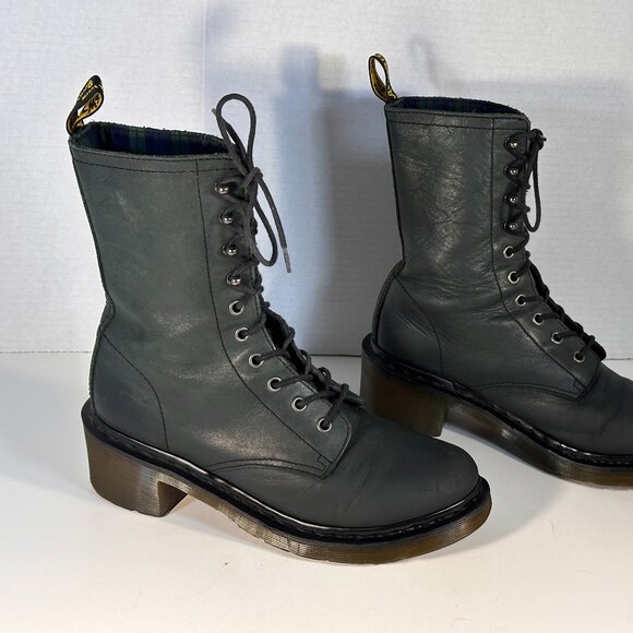 Ladies size 9 Dr Martens combat boots - Picture 16 of 16